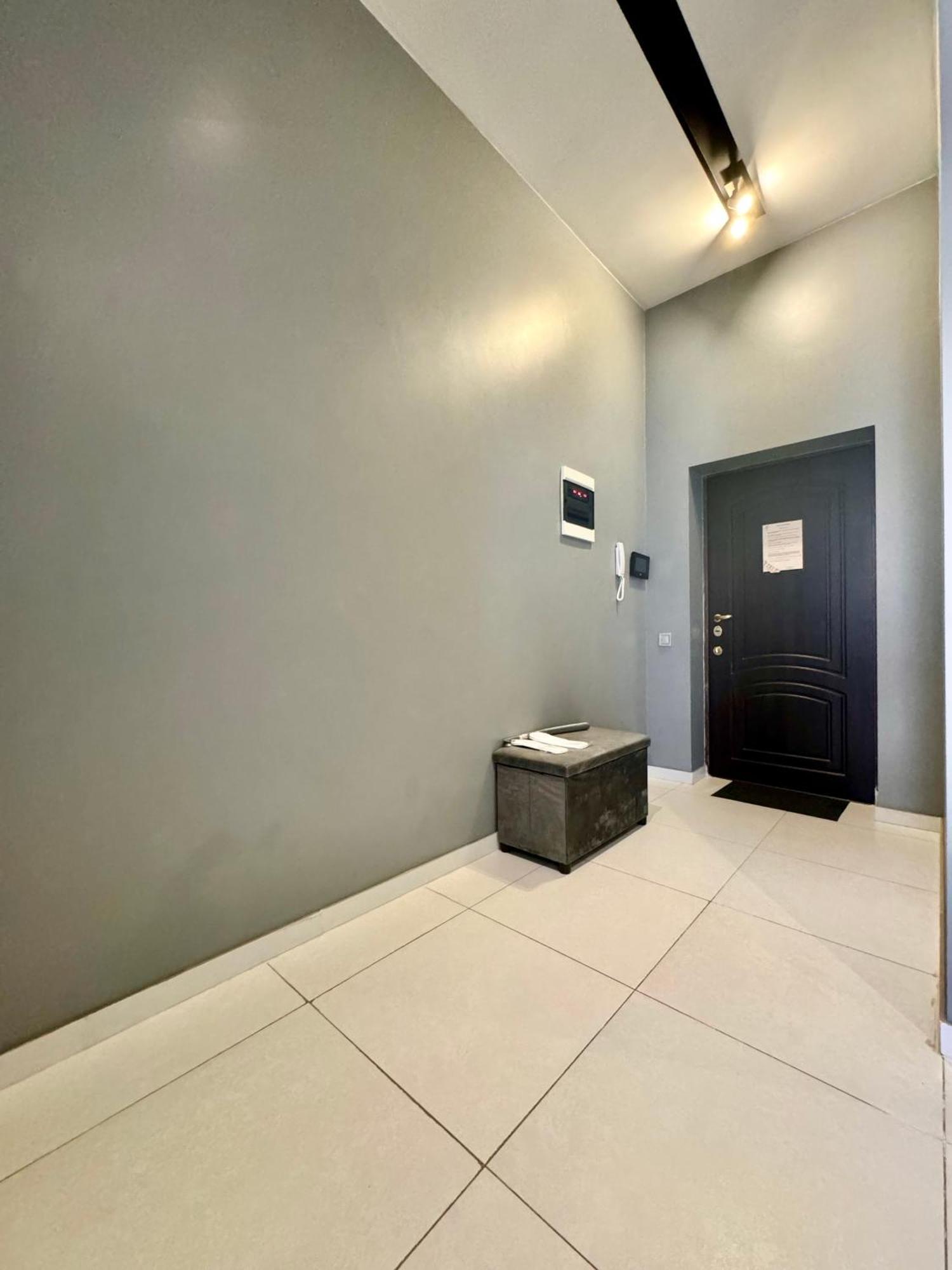 Apartpoltava: дизайнерська студія з розкішною ванною в елітній новобудові Apartment
